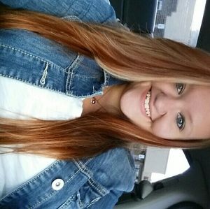 Meet your Posher, Mckenzy