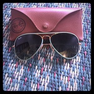 ***** SALE******Ray Ban Aviators