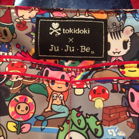 Tokidoki  Ju Ju Bee bag in the style fairytale.