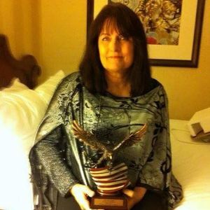 Meet your Posher, Kay