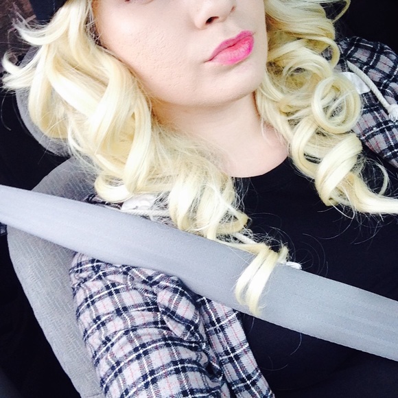 Blonde Wig !