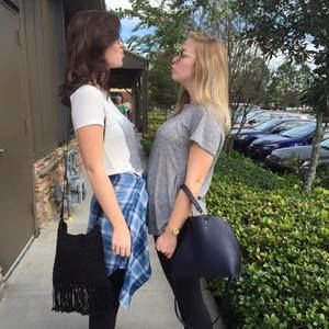 Meet your Posher, Leanne