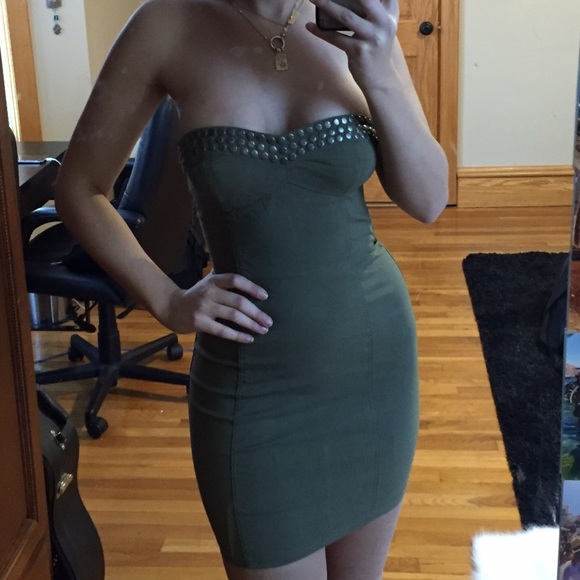 Strapless chic dress