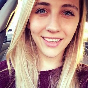 Meet your Posher, Alisa