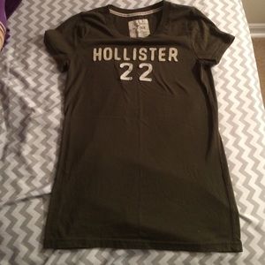 Hollister shirt