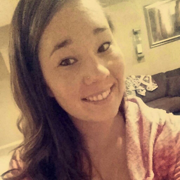 Meet your Posher, Ashton - Picture 1 of 1