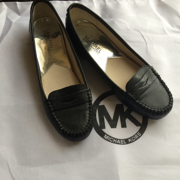 SOLD!!!!!!! Michael Kors flats