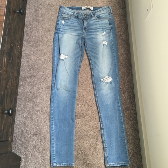 Hollister Ripped Skinny Jeans
