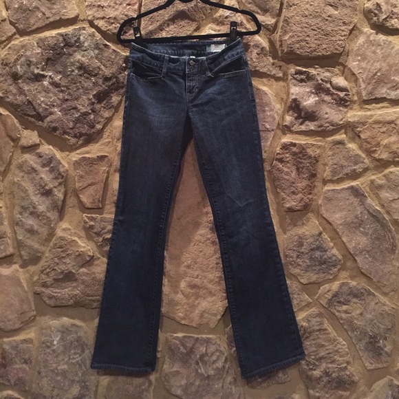 GAP curvy fit jeans- size 2L - Picture 3 of 8