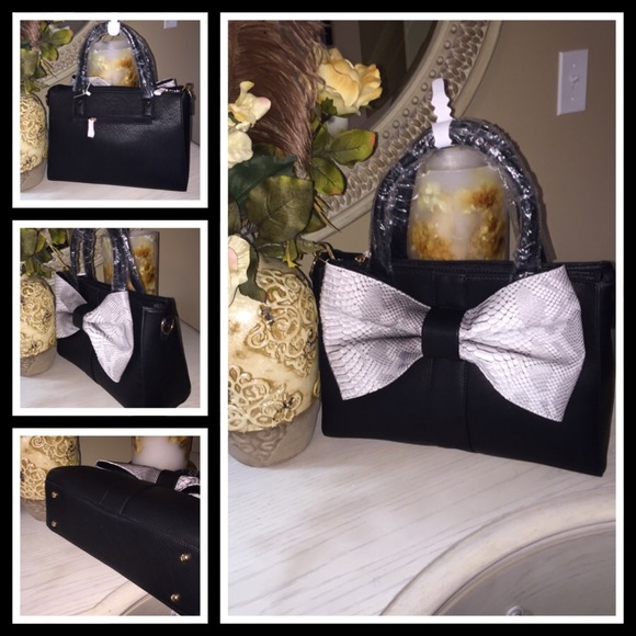 SOLD - Picture 3 of 4