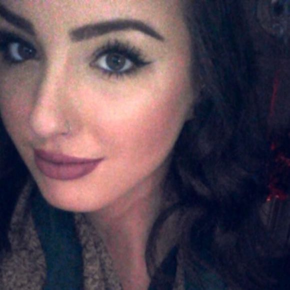 Meet your Posher, Haley - Picture 1 of 1