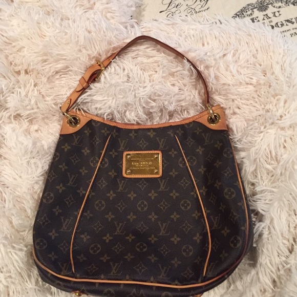 Louis Vuitton PM