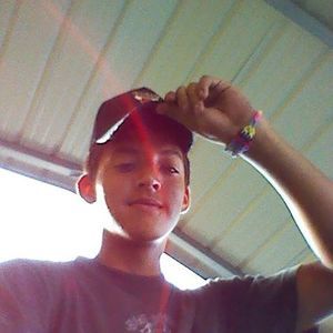 Meet your Posher, Moises