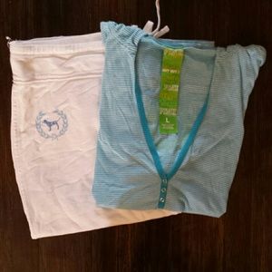 *BuNdLE*  VS capri pants and s/s hooded shirt