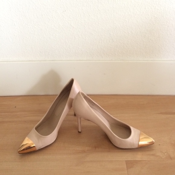 Jcrew gold tipped nude pumps