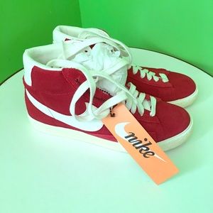Nike Vintage Suede Hi Blazer