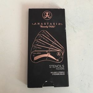 Anastasia Beverly Hills brow stencils