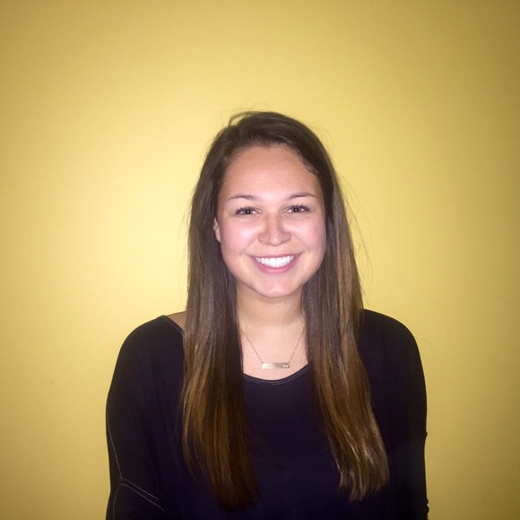 Meet your Posher, Julia