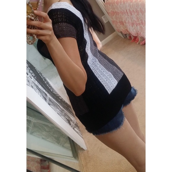 Grey Striped Sheer Crochet Swim Suit Coverup Top M - Picture 2 of 3