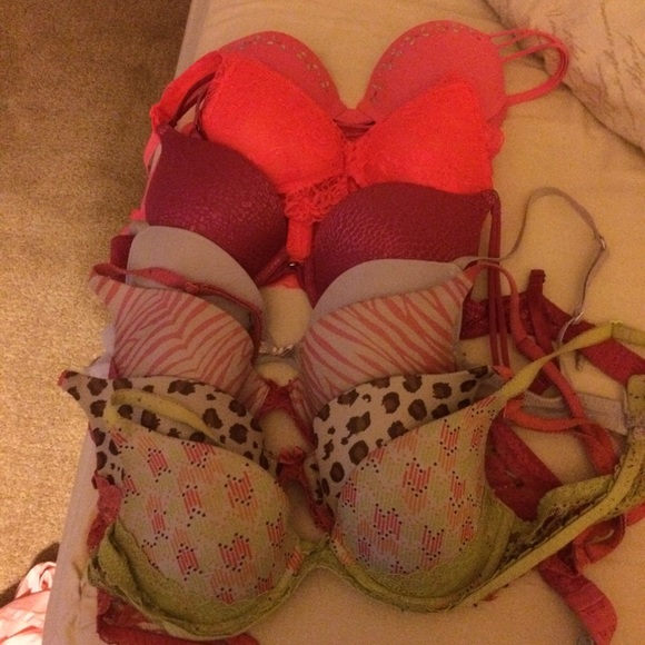 Bundle of bras