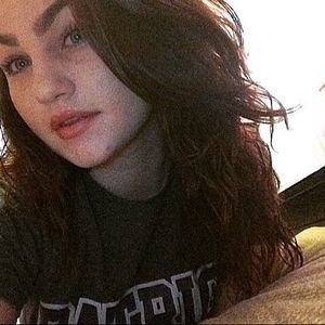 Meet your Posher, Deahnna jade