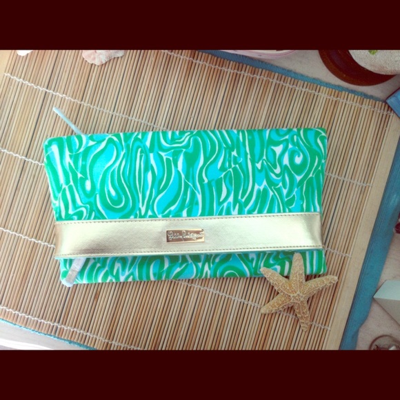 Lilly Pulitzer Hot to Trot Crossbody