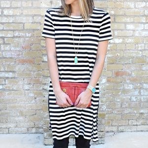 F21 Double Side Split Striped Shirt