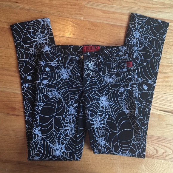 Tripp spiderweb/Tripp pink lighting bolt jeans