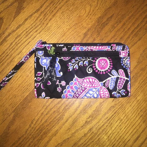 NWT Vera Bradley Alpine Floral Front Zip Wristlet