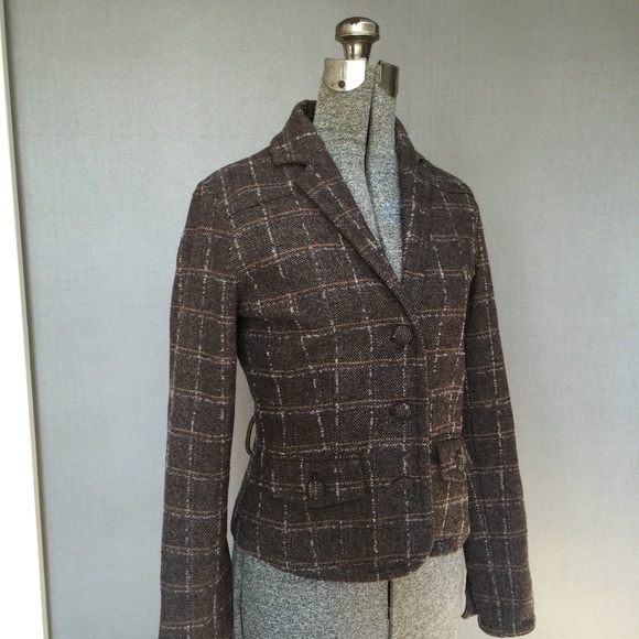 AE Jacket - Picture 4 of 4