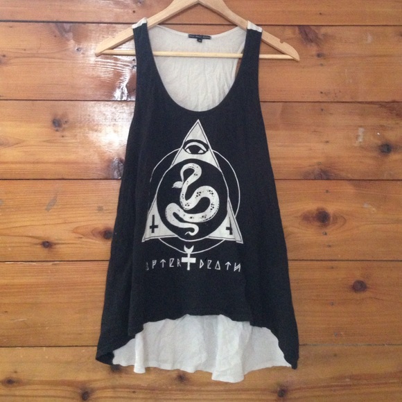 Urban Outfitters graphic tee