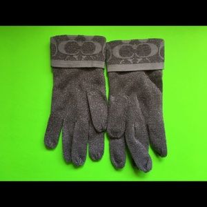 Coach gloves