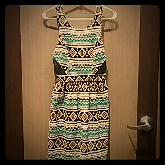 Summer dress - Picture 1 of 2