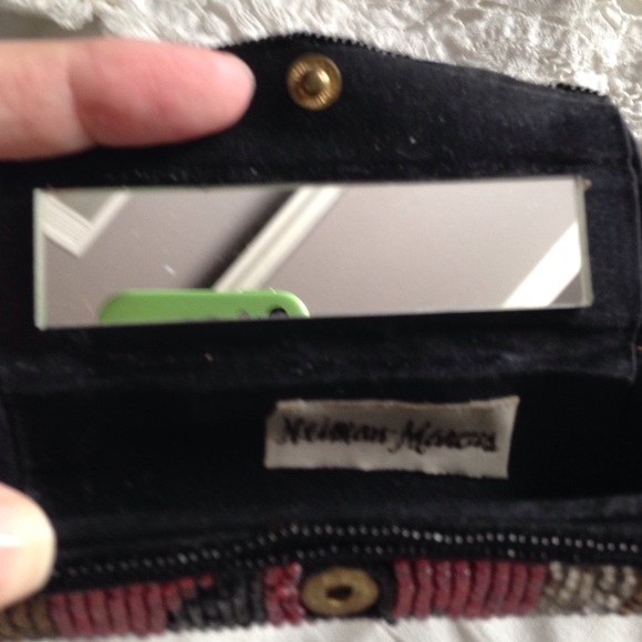 Neiman Marcus beaded bag and lipstick holder!💋 - Picture 4 of 4