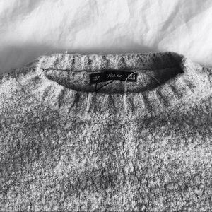 Knit Zara gray slit sweater