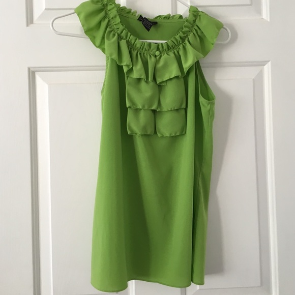 Spense green tank