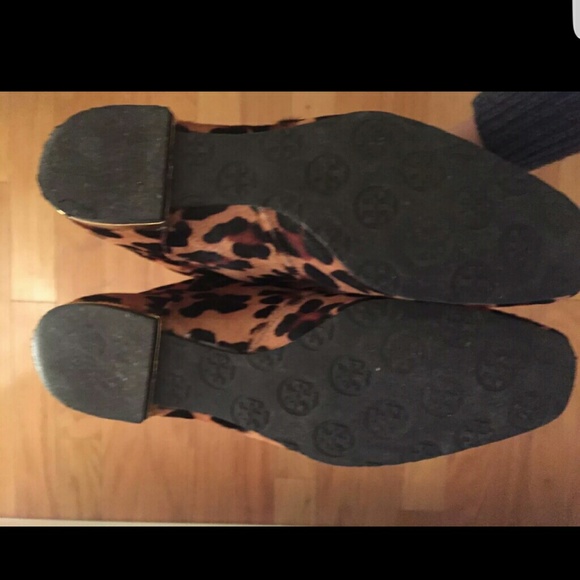Authentic TORY BURCH leopard pony hair boots! - Picture 4 of 4