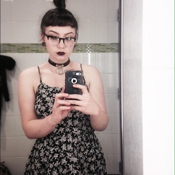 🌹a meet yr seller post🌹 - Picture 2 of 4