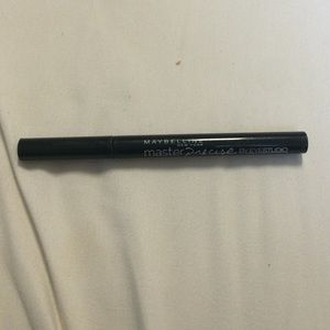Maybelline Master Precise Liquid Eyeliner