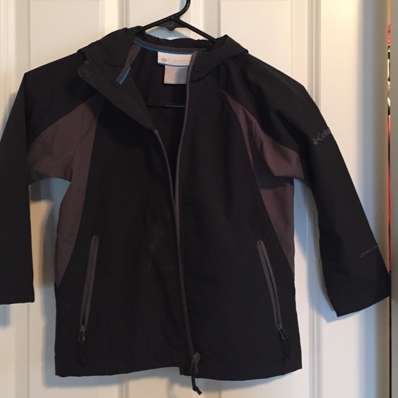 Boys hooded rain jacket