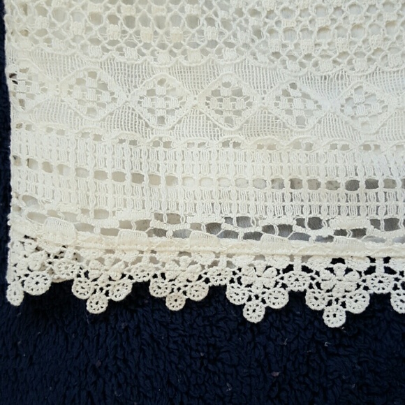 Mossimo crop top - Picture 3 of 4