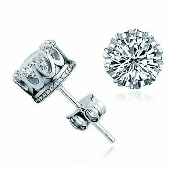 Jewelry - 🆕👑 .925 sterling silver princess crown earrings