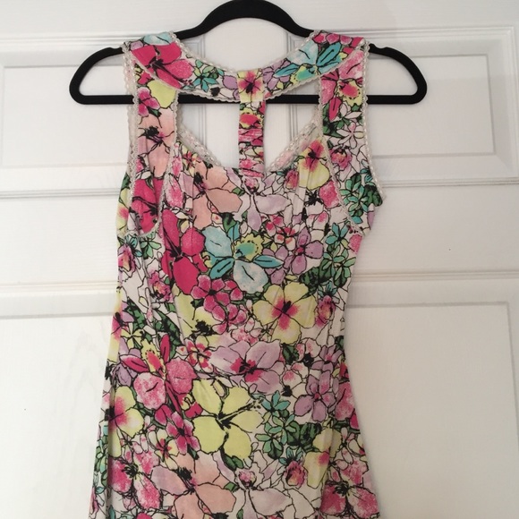 Tank top - Picture 2 of 2