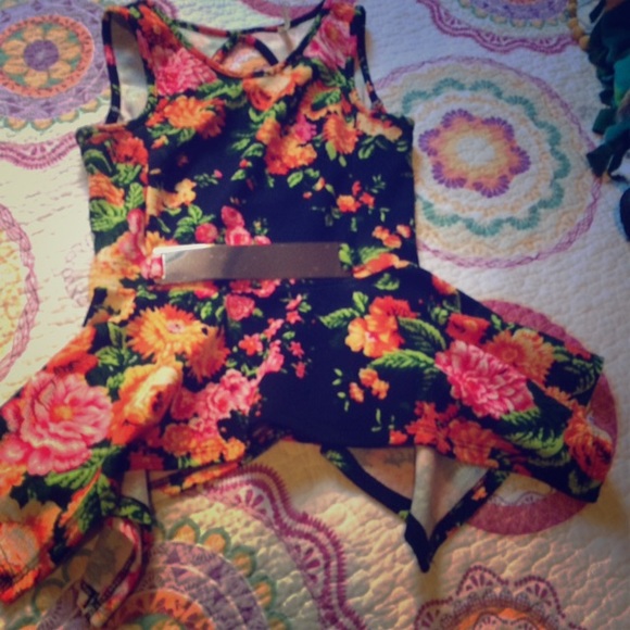 Floral peplum shirt