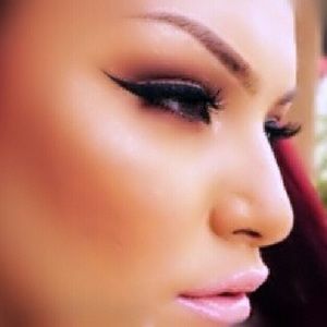 Meet your Posher, Jasmine