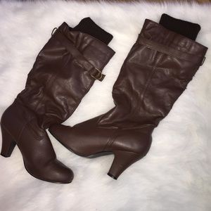 Cute knew high boot with built in sock !