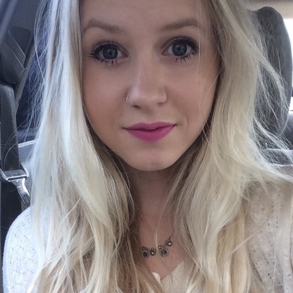 Meet your Posher, Rachel - Picture 1 of 1
