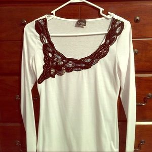 White Daytrip with sequins