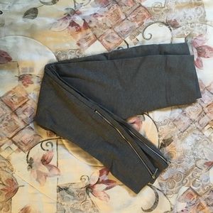 Gray zipper bottom leggings