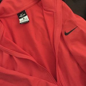 Nike Half Zipper Up